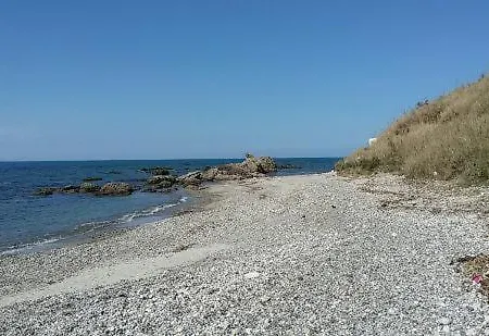 53 Bed & Breakfast Durres
